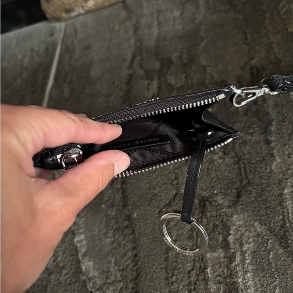 NWOT Michael Kors Logo Patent Leather Card Case Wallet Wristlet - Picture 8 of 13